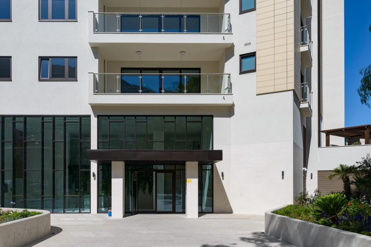 Luxury Modern Apartment With Exceptional Views! Hosted By Sweetstay Gibraltar Bagian luar foto